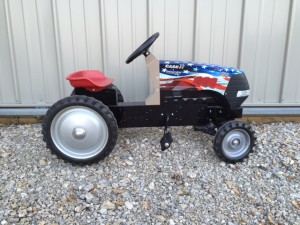 Case pedal Tractor